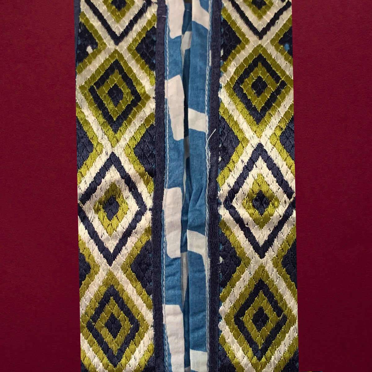 WOMEN EMBROIDERED LAWN STRAIGHT STYLE KURTI