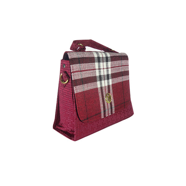 Smart Burberry Style Purse