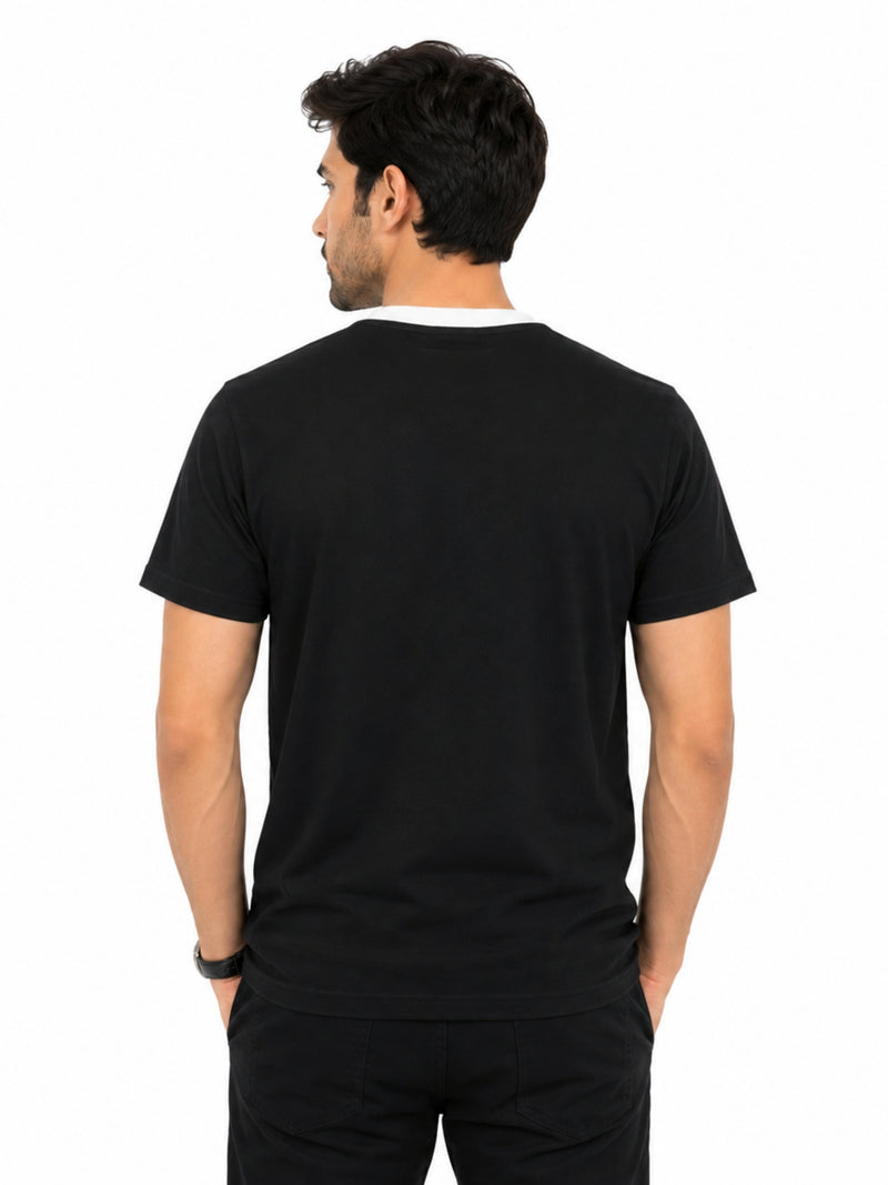 Men's Round Neck Contrast Printed Pocket Tee Shirt - Black