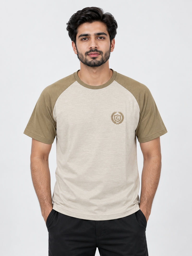 HG SIGNATURE EMB RAGLAN TEE SHIRT