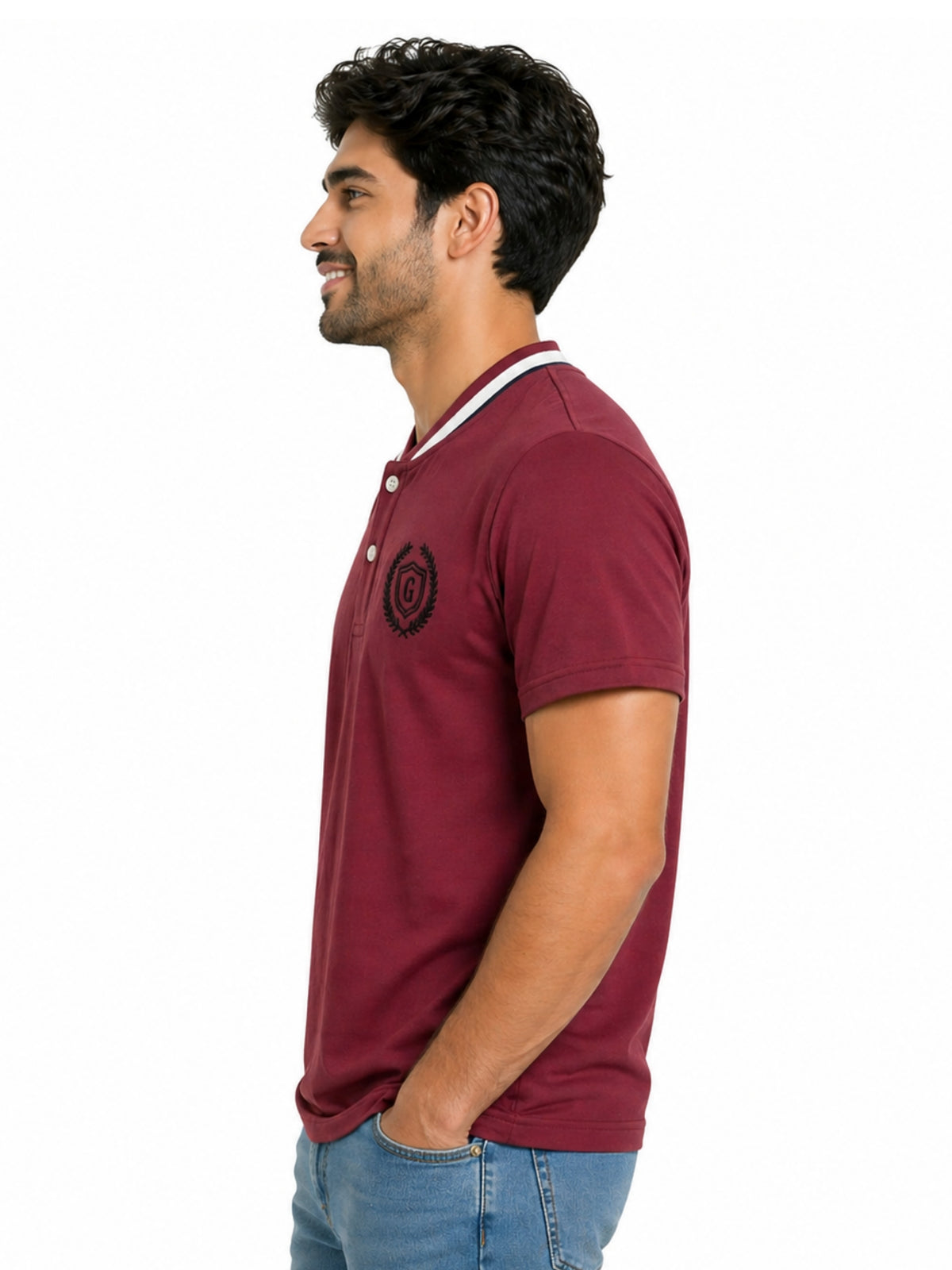 Men’s Signature Embroidered Contrast Neck Henley T-Shirt – Maroon