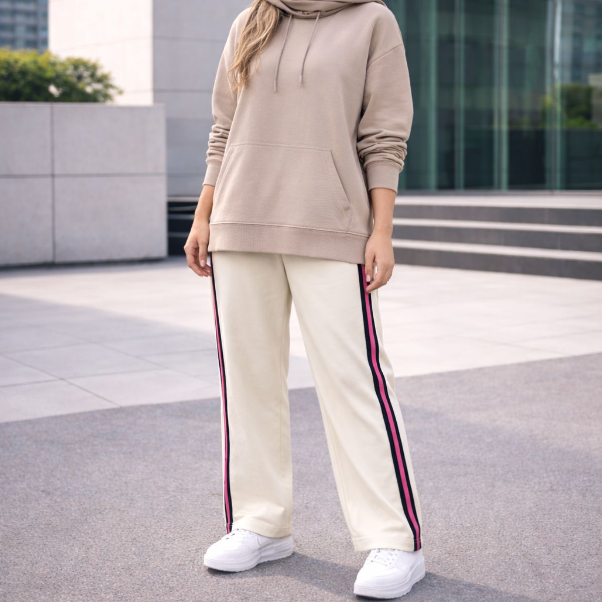 HG Women’s Relaxed Fit Terry Straight Trousers with Side Tape - Off White