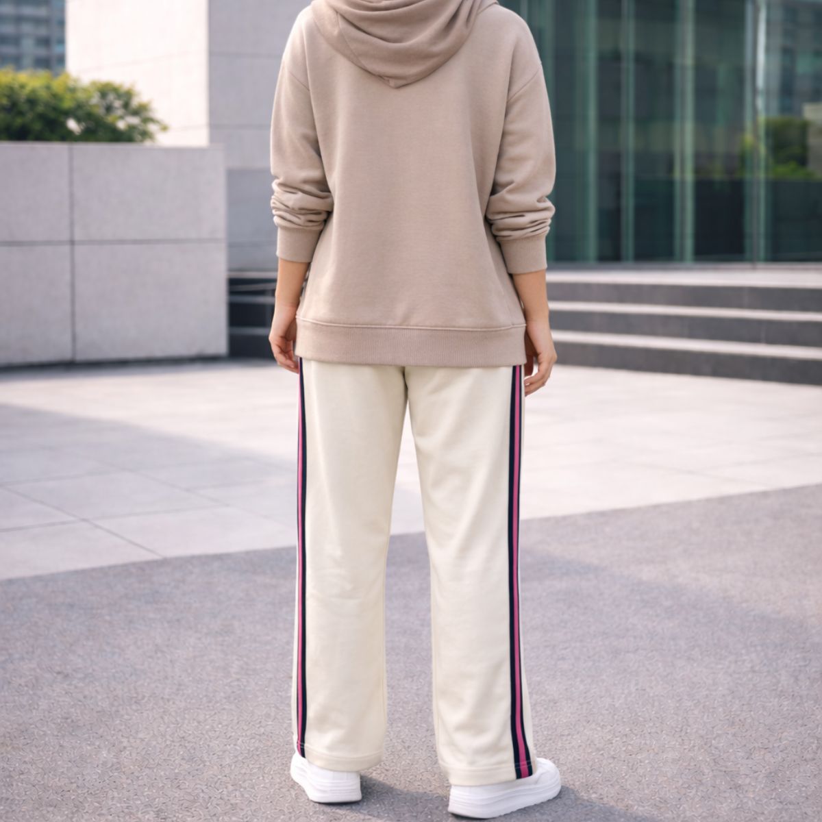 HG Women’s Relaxed Fit Terry Straight Trousers with Side Tape - Off White